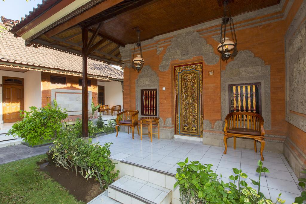 Surya Tropical Kuta Hotel Kuta  Exterior photo