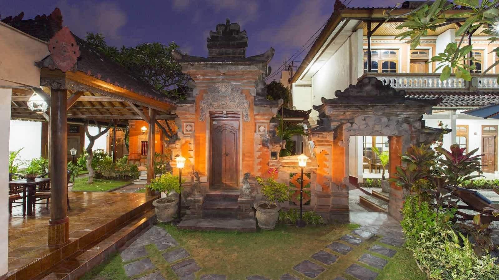 Surya Tropical Kuta Hotel Kuta  Exterior photo
